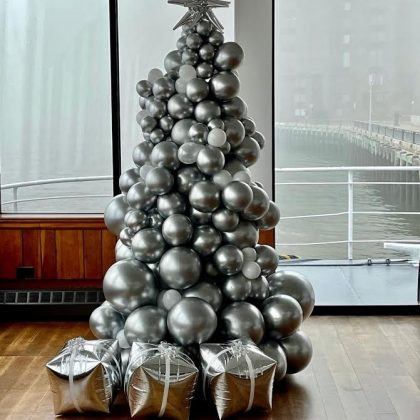 Whimsical Christmas Tree With Presents