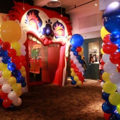 Circus Balloon Columns