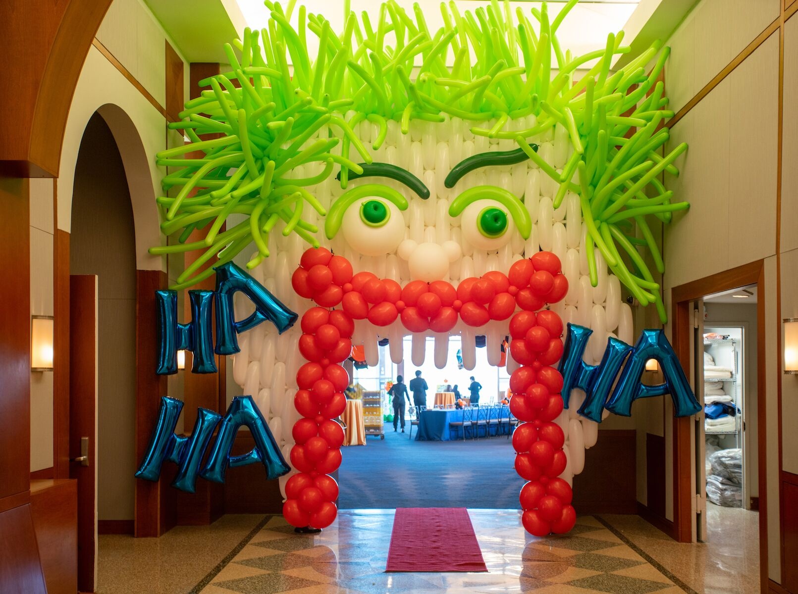 Joker Balloon Sculpture
